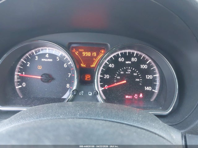 Nissan Versa 1.6 Sv