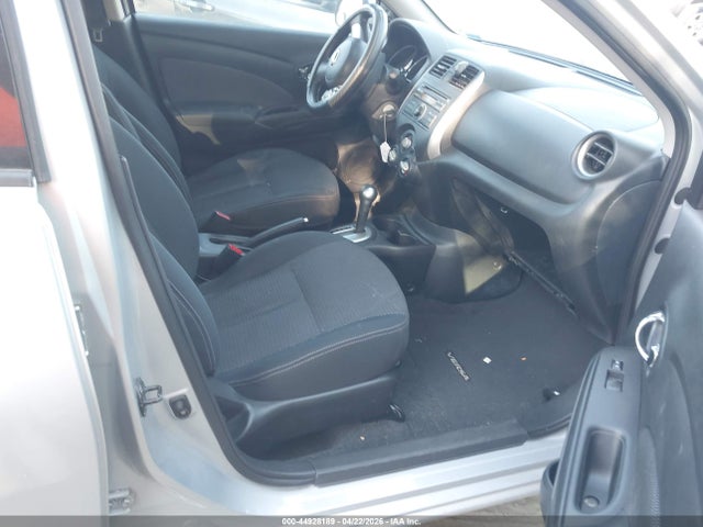 Nissan Versa 1.6 Sv