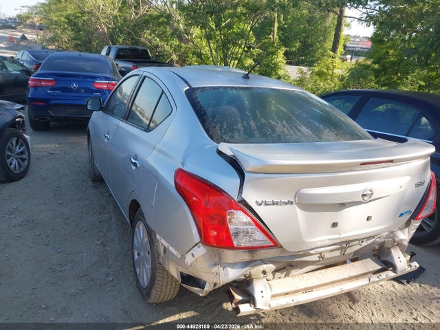 Nissan Versa 1.6 Sv