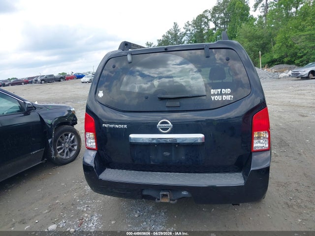 Nissan Pathfinder S