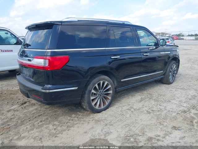 Lincoln Navigator Select