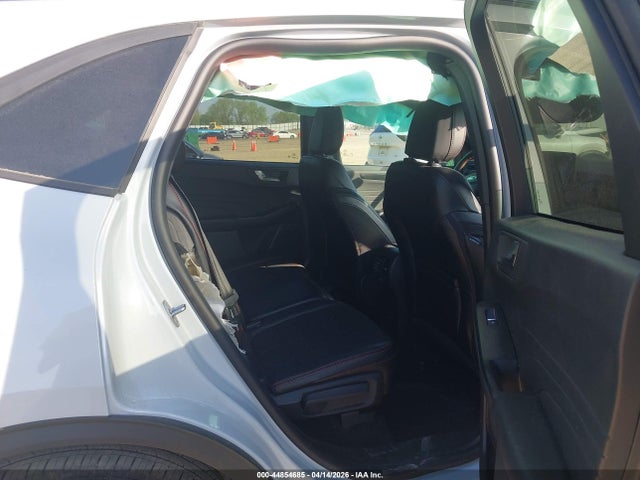 Ford Escape St-line