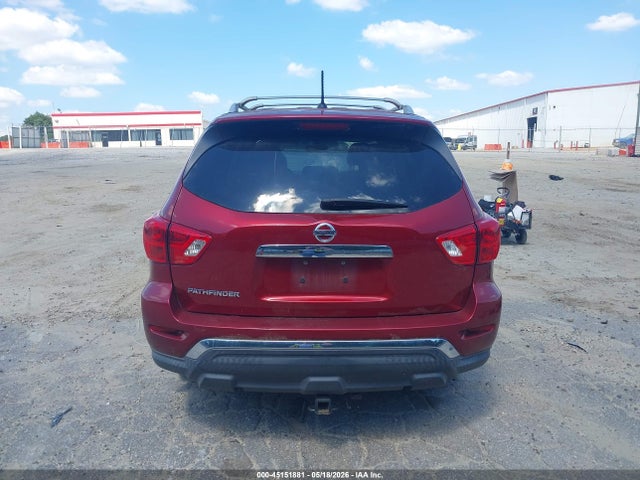 Nissan Pathfinder S