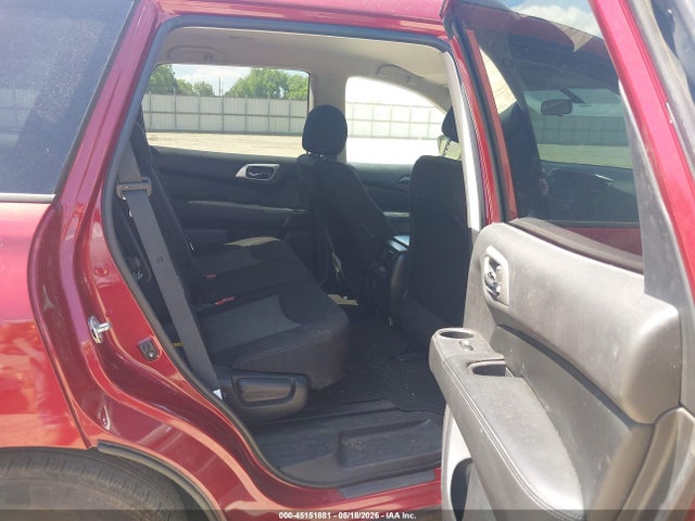 Nissan Pathfinder S