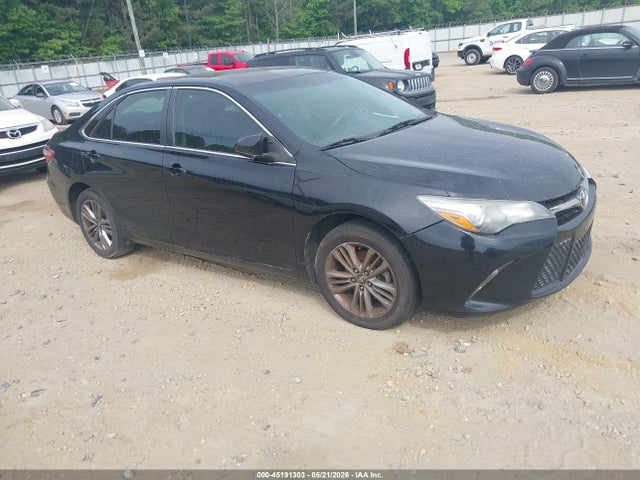 Salvage Toyota Camry Image