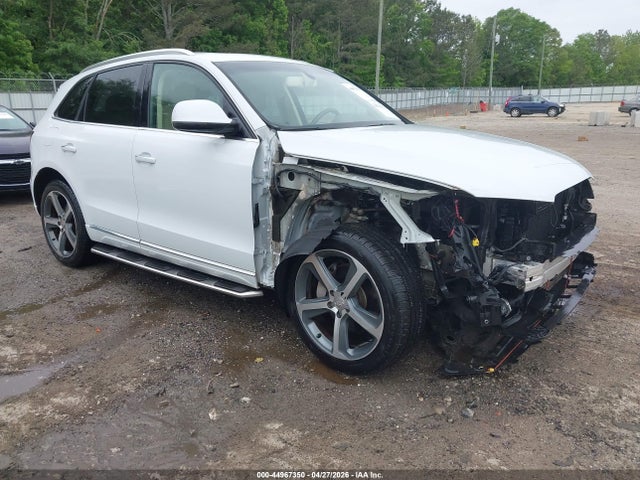Salvage Audi Q5 Image