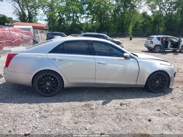 Cadillac CTS Standard