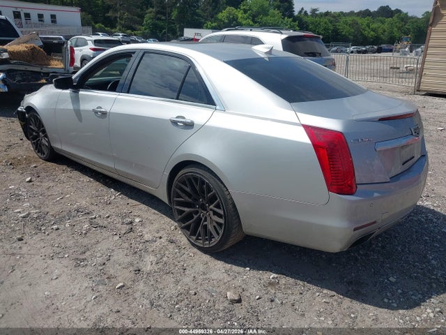 Cadillac CTS Standard