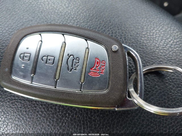 Hyundai ELANTRA Value Edition