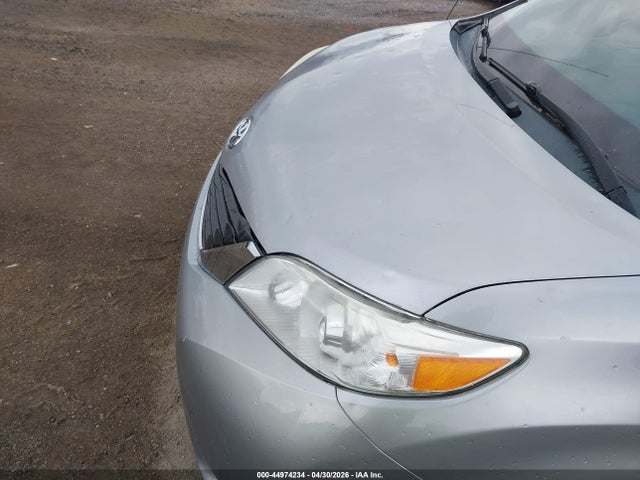 Toyota Sienna Le V6