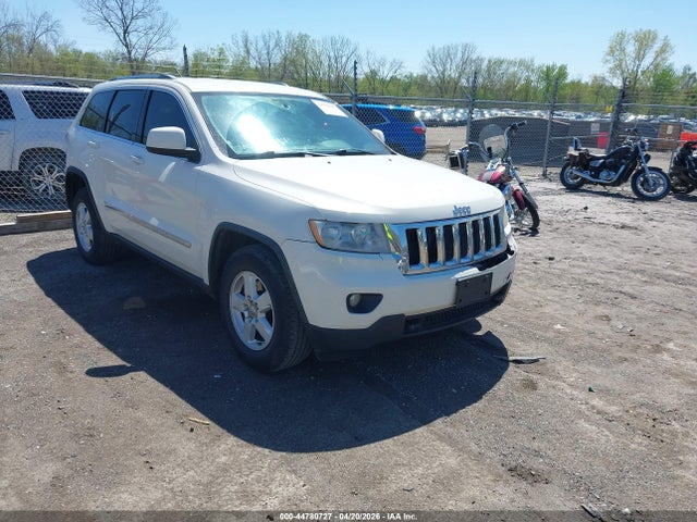 Salvage Jeep Grand Cherokee Image