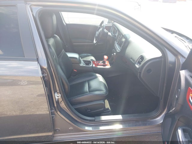 Dodge Charger Sxt
