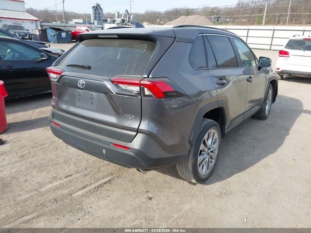 Toyota RAV4 Xle Premium