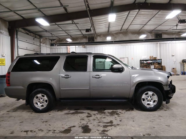 Chevrolet Suburban 1500 Lt