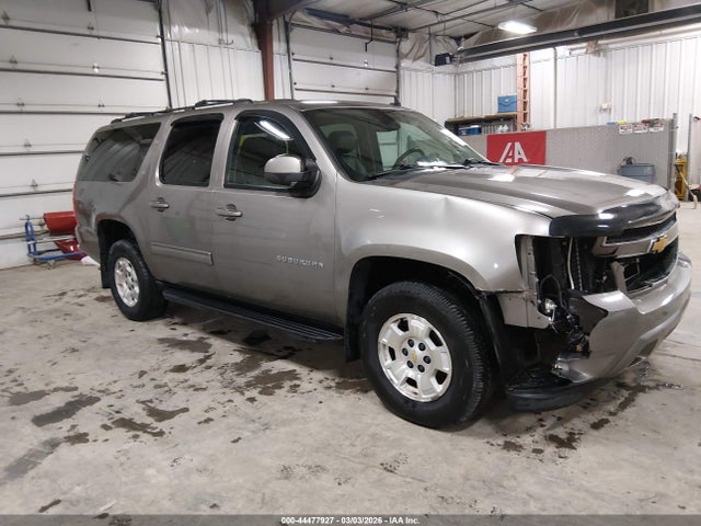 Salvage Chevrolet Suburban 1500 Image