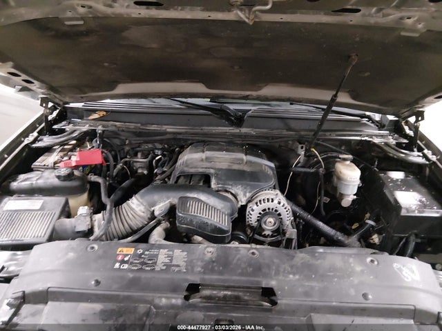 Chevrolet Suburban 1500 Lt