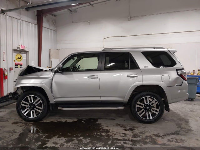 Toyota 4Runner Sr5