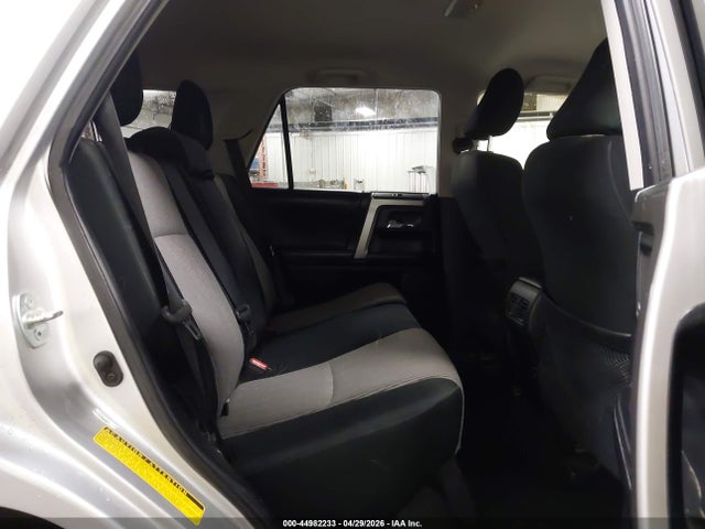 Toyota 4Runner Sr5