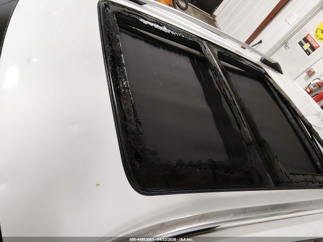 Cadillac SRX Luxury Collection