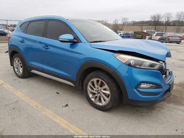 Salvage Hyundai TUCSON Image