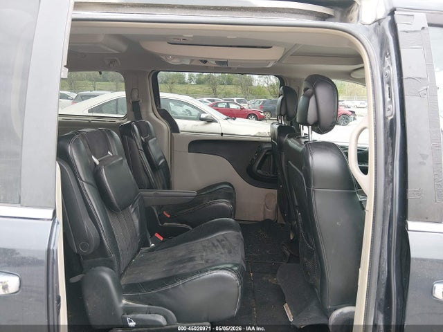 Chrysler Town & Country Touring-l 30th Anniversary