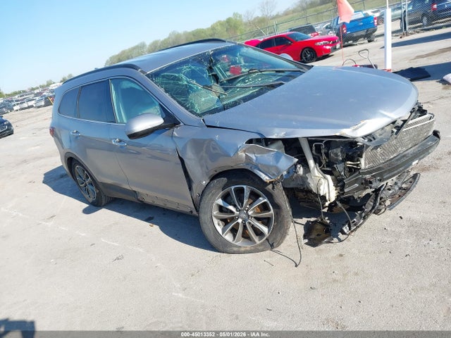 Salvage Hyundai SANTA FE Image