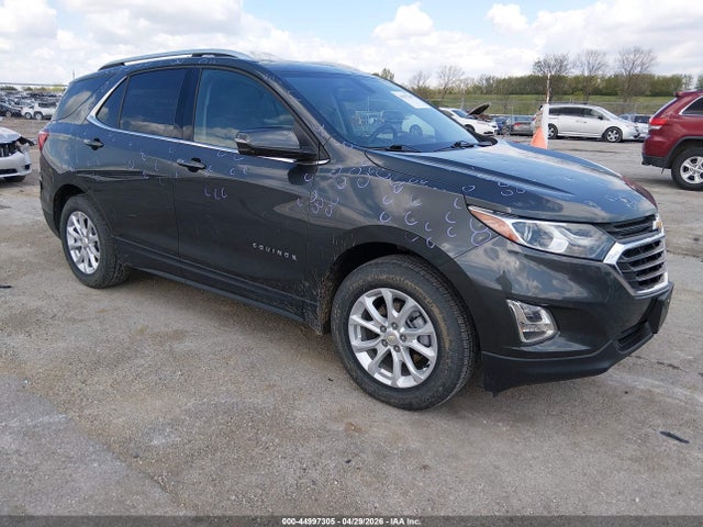 Salvage Chevrolet Equinox Image