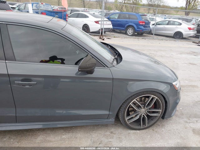 Audi S3 2.0t Premium Plus