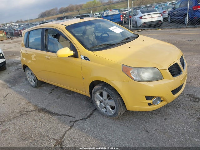 Salvage Pontiac G3 Image