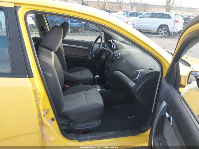 Pontiac G3