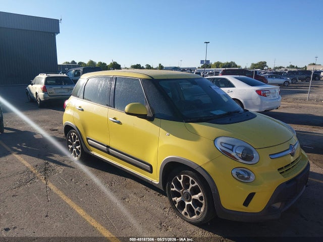 Salvage FIAT 500L Image