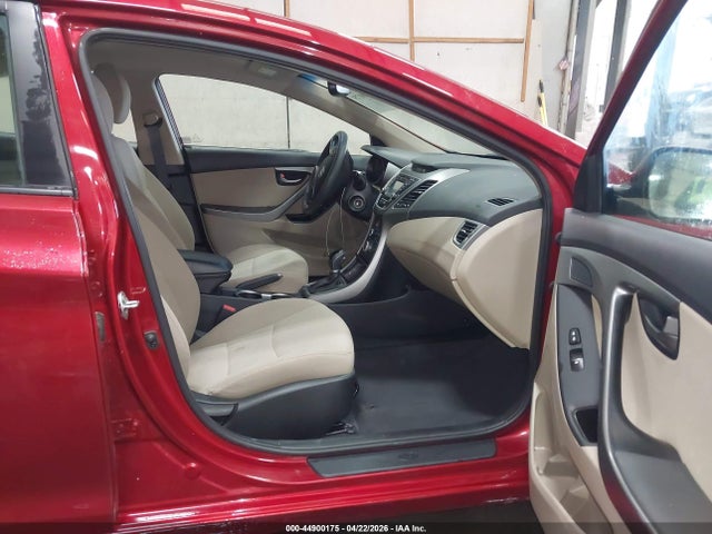 Hyundai ELANTRA Se