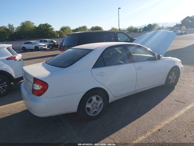 Toyota Camry Le V6
