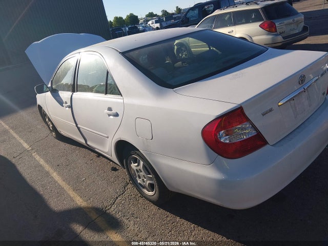 Toyota Camry Le V6