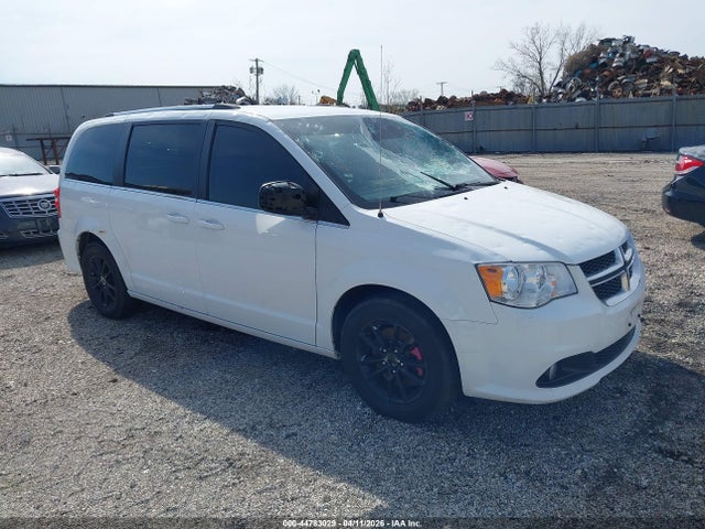 Salvage Dodge Grand Caravan Image