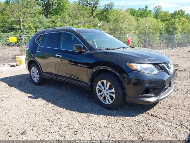 Salvage Nissan Rogue Image