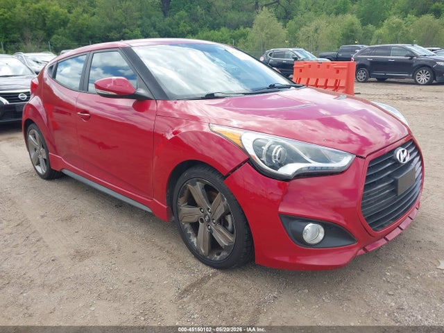 Salvage Hyundai VELOSTER Image