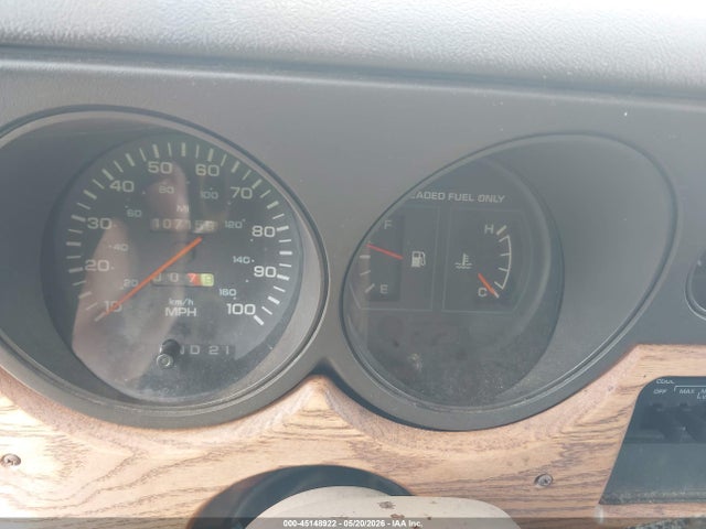 Dodge Ram Van B2500