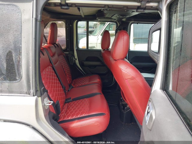 Jeep Wrangler Sahara 4x4