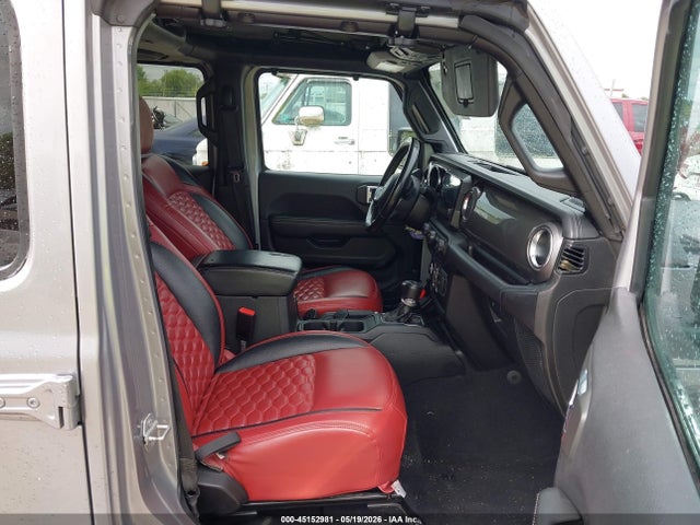 Jeep Wrangler Sahara 4x4