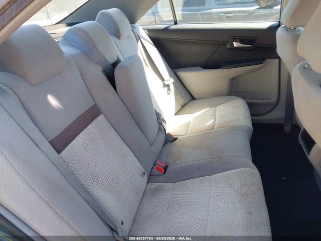 Toyota Camry Le