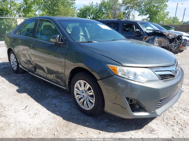 Salvage Toyota Camry Image