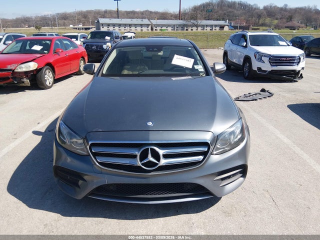 Mercedes-Benz E-Class 4matic