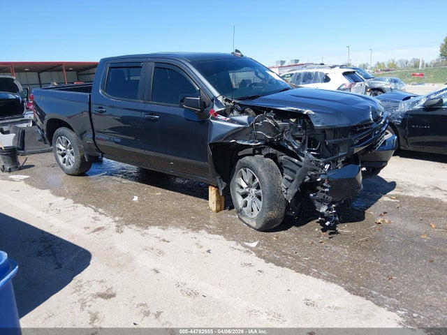 Salvage Chevrolet Silverado 1500 Image