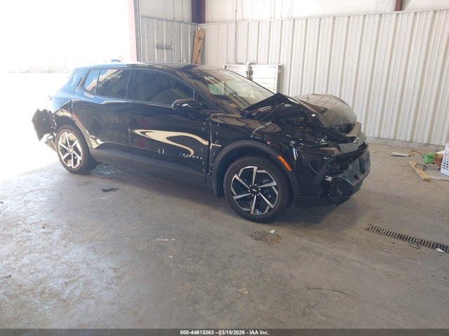 Salvage Chevrolet Equinox Image