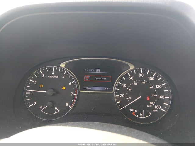 Nissan Pathfinder S