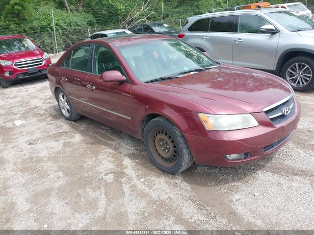 Salvage Hyundai SONATA Image
