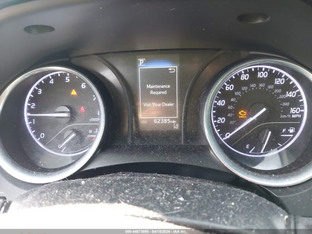 Toyota Camry Le