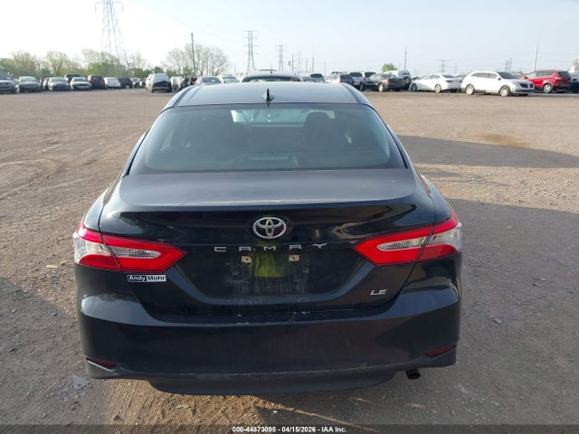 Toyota Camry Le