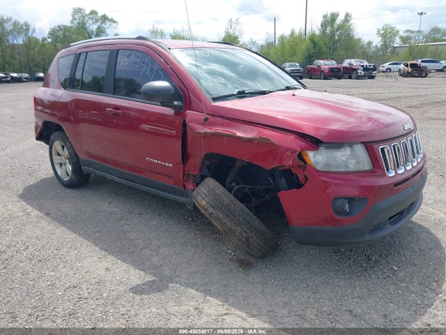 Salvage Jeep Compass Image